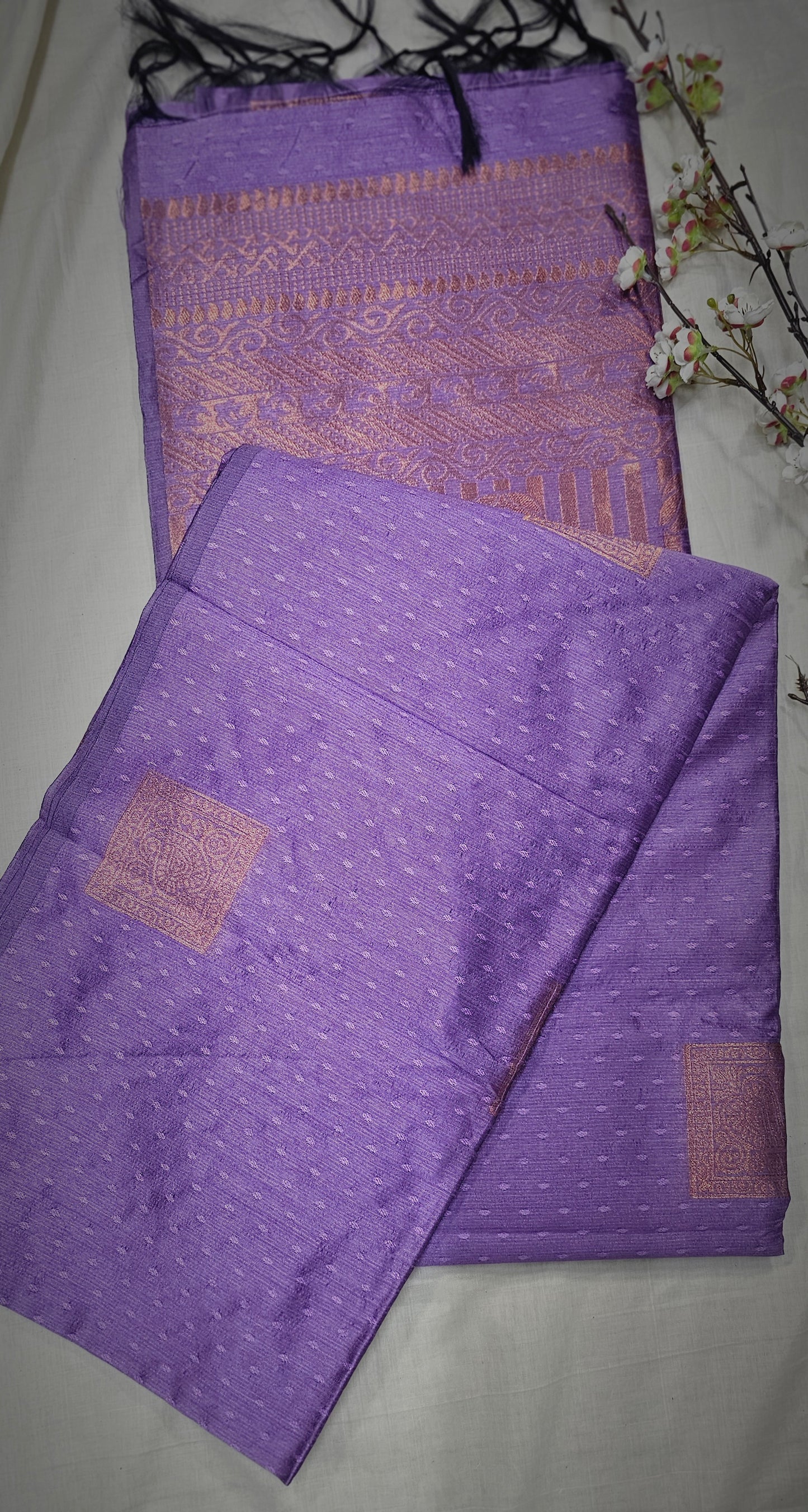 Zari Slub Fabric Saree In A Purple Shade