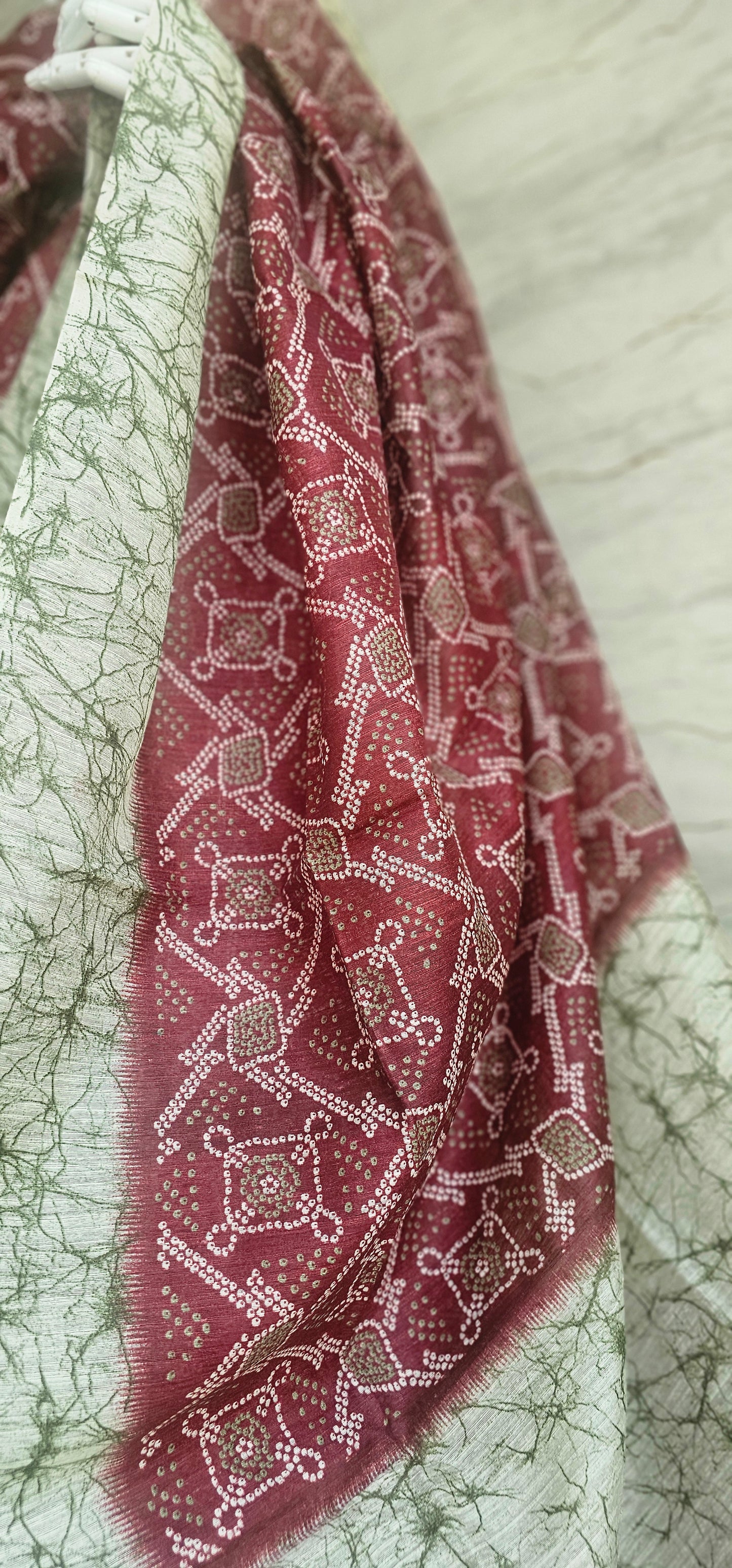 Breezy and beautiful Linen blend sarees with ikat motifs and marble dyestyle pattern