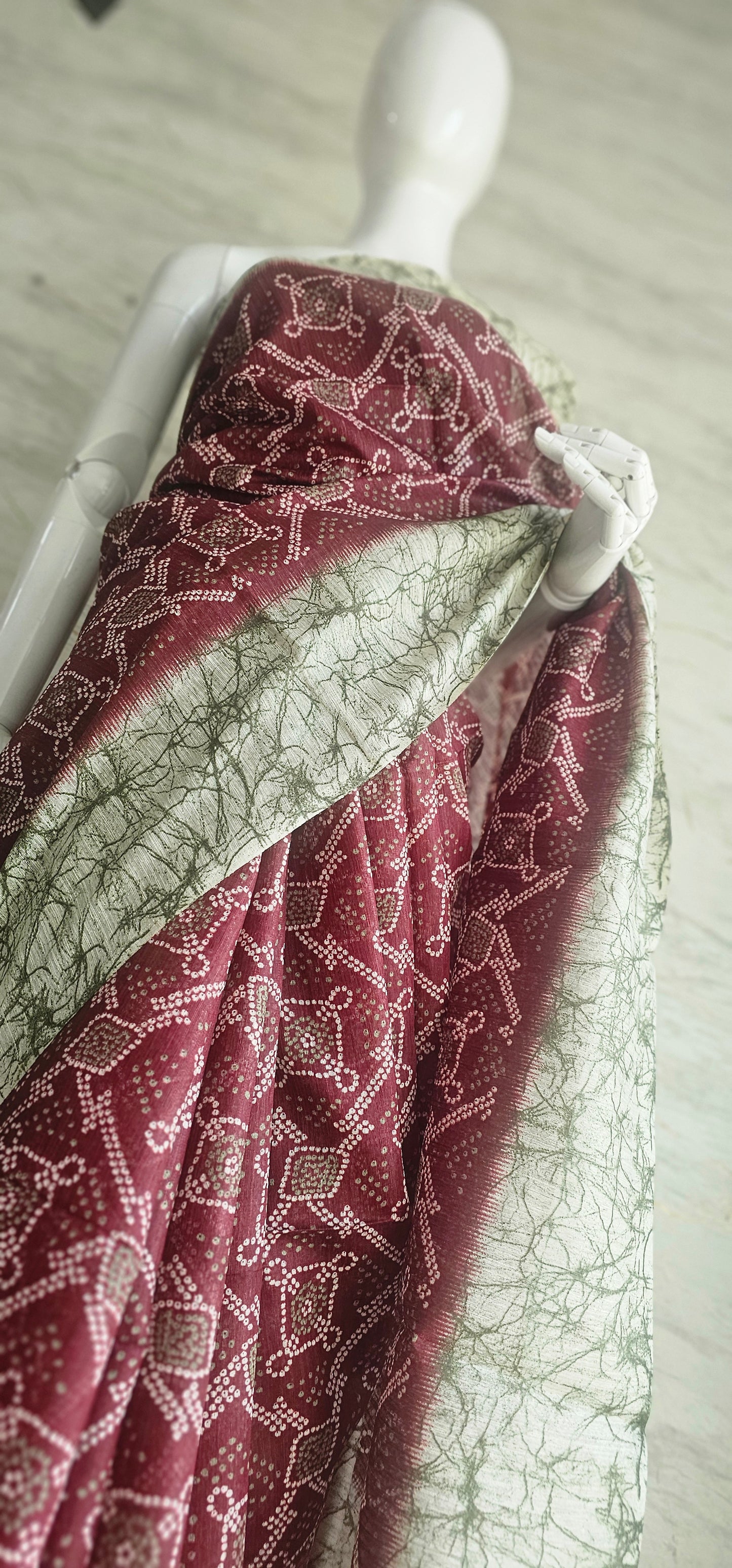 Breezy and beautiful Linen blend sarees with ikat motifs and marble dyestyle pattern