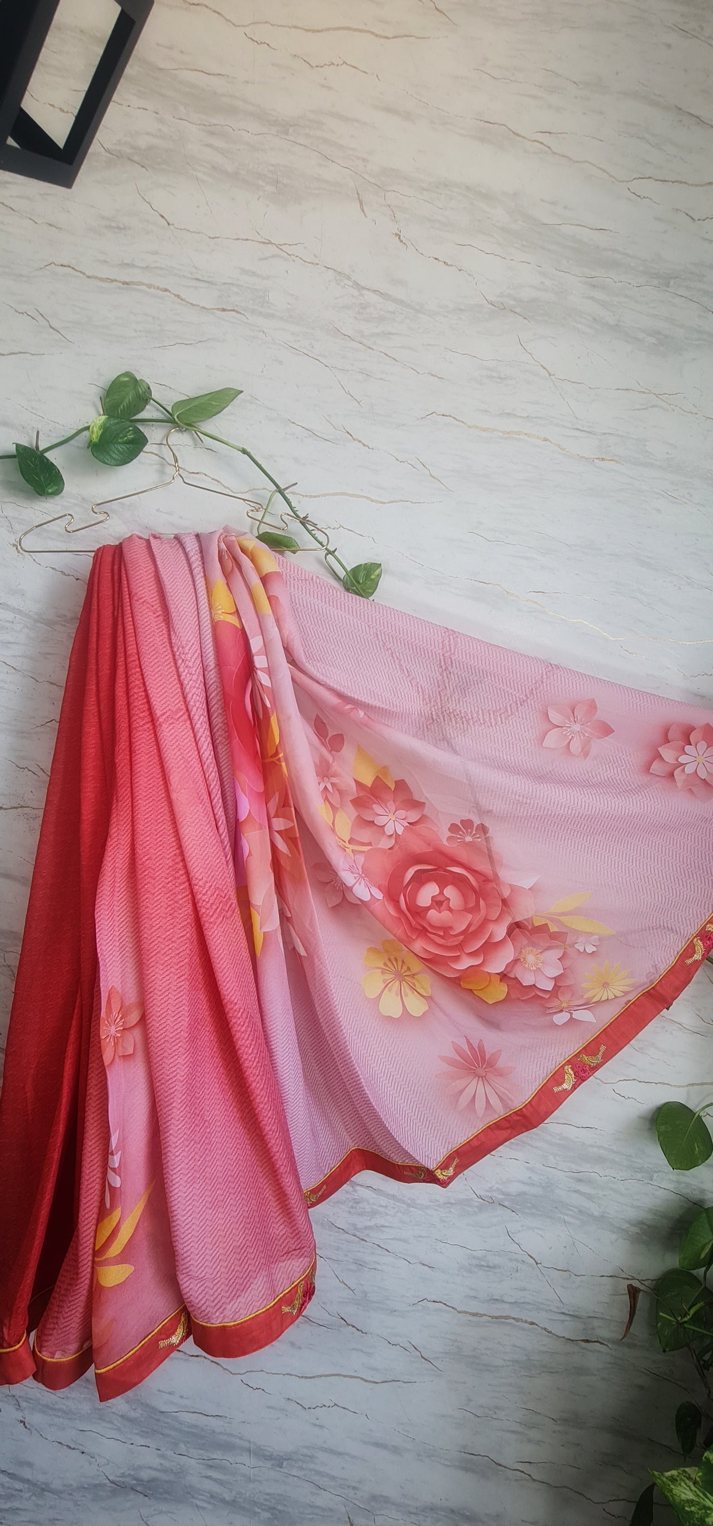 Beautiful Viscose Georgette Digital Print Saree In Double Shade