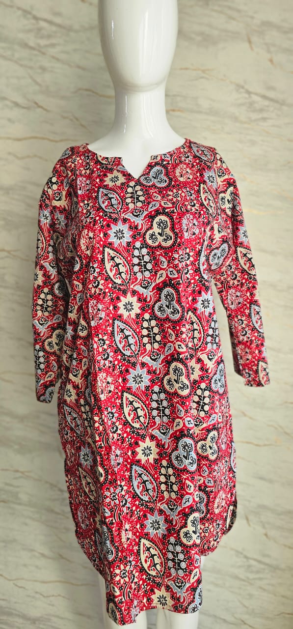 Cotton coord set..with trendy floral foliage patterns and perfect for the summer.