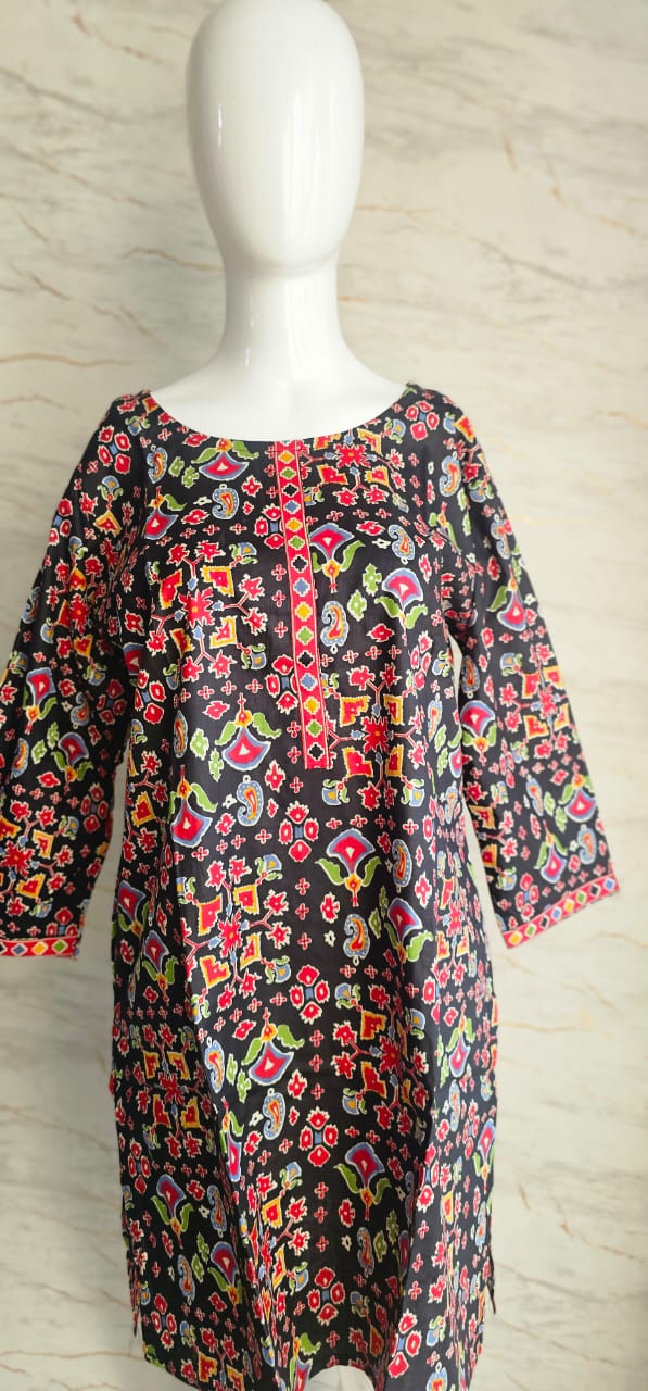 Cotton coord set..with trendy floral foliage patterns and perfect for the summer