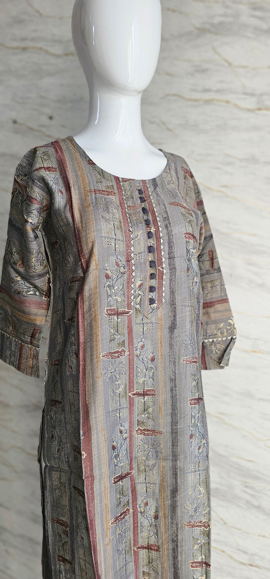 Elegant Muslin fabric kurti with foliage patterns allover