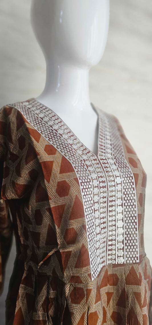 Muslin fabric kurti with emroidered neckline